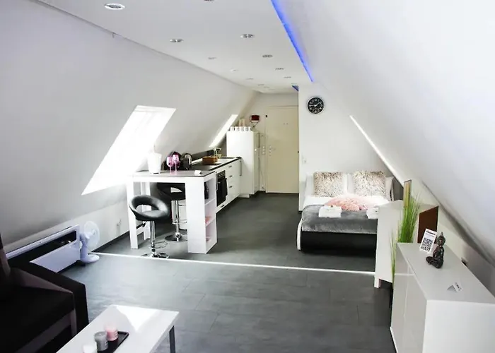 TRUTH Studio - Queensize Bett - Netflix - Küche